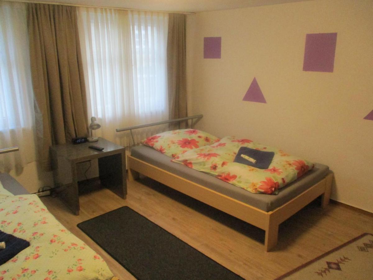 Ferienzimmer Monteurzimmer Stadtmitte Nördlingen Eksteriør billede